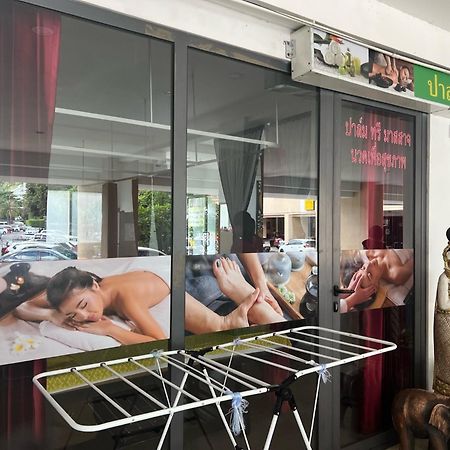 Patong Heart Studio: Smart TV & Kitchen Comfort Exterior photo