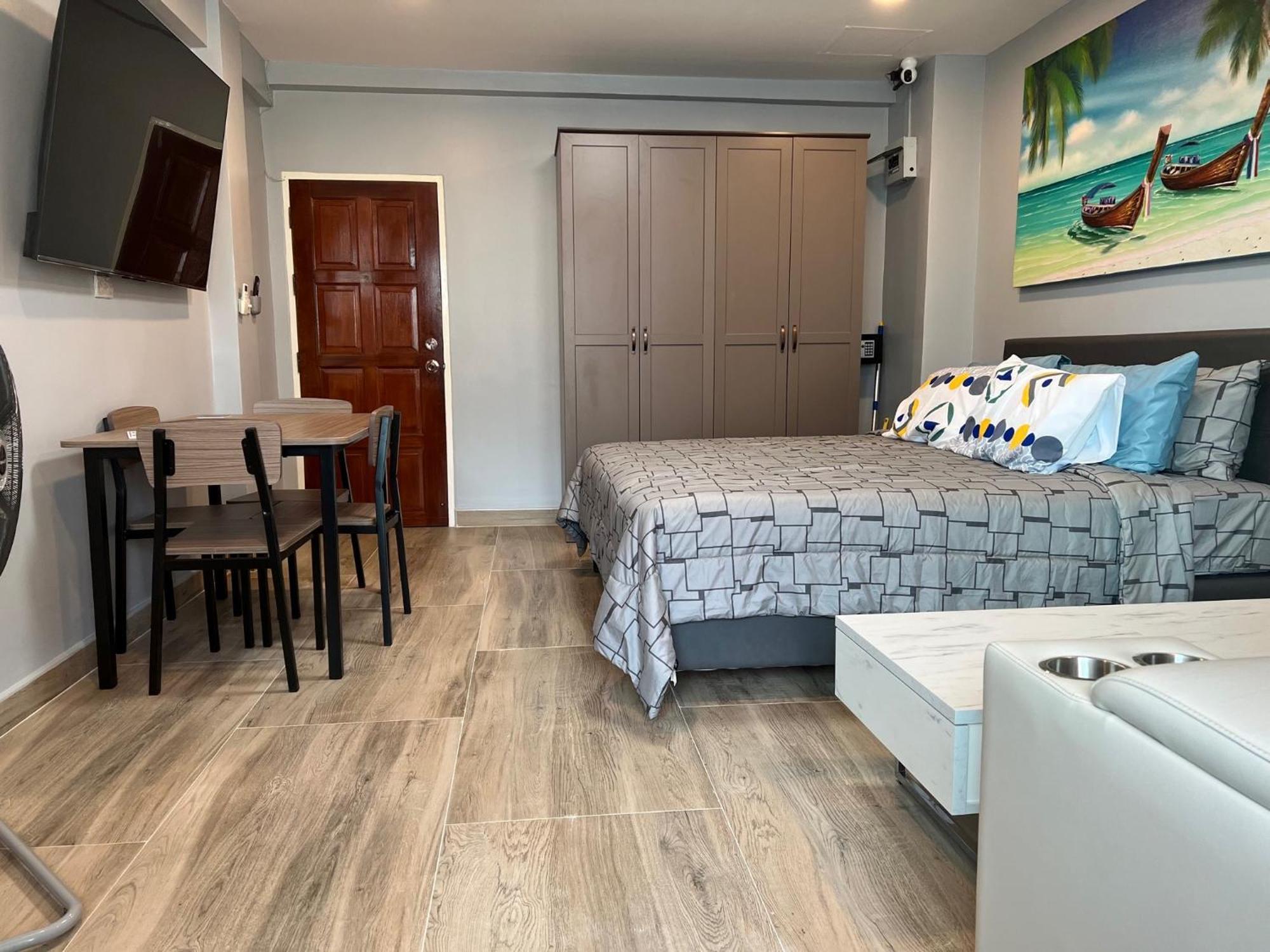 Patong Heart Studio: Smart TV & Kitchen Comfort Exterior photo